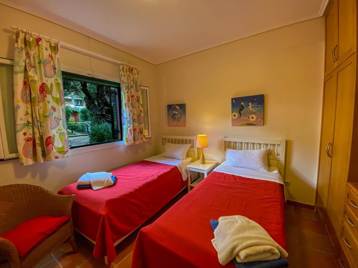 La Riviera Barbati Seaside Apartments & Villas Exterior photo