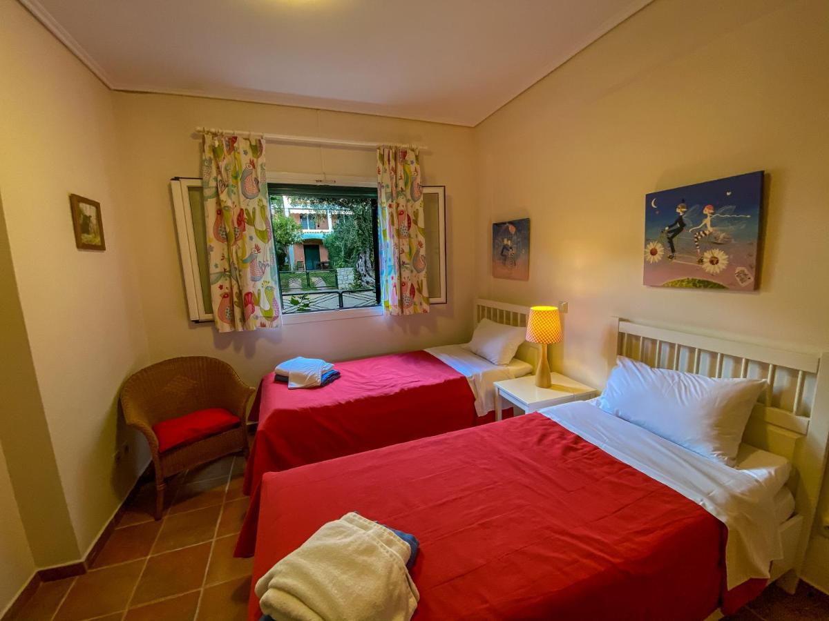 La Riviera Barbati Seaside Apartments & Villas Exterior photo