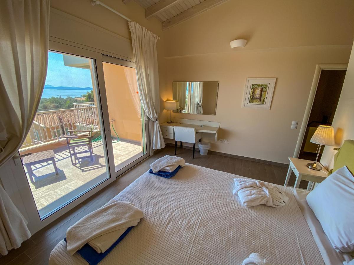 La Riviera Barbati Seaside Apartments & Villas Exterior photo