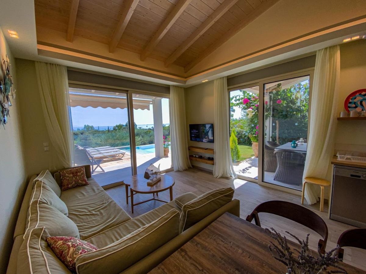 La Riviera Barbati Seaside Apartments & Villas Exterior photo